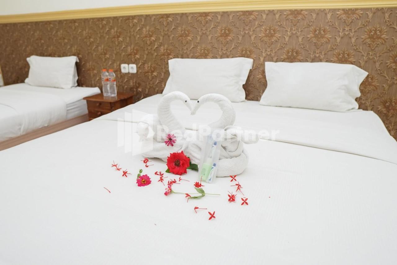 Adisa Homestay Near Saiful Anwar מאלאנג מראה חיצוני תמונה