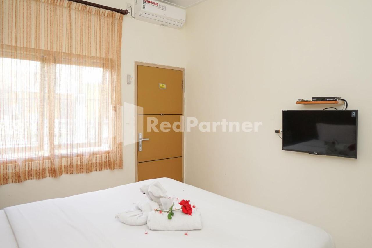 Adisa Homestay Near Saiful Anwar מאלאנג מראה חיצוני תמונה